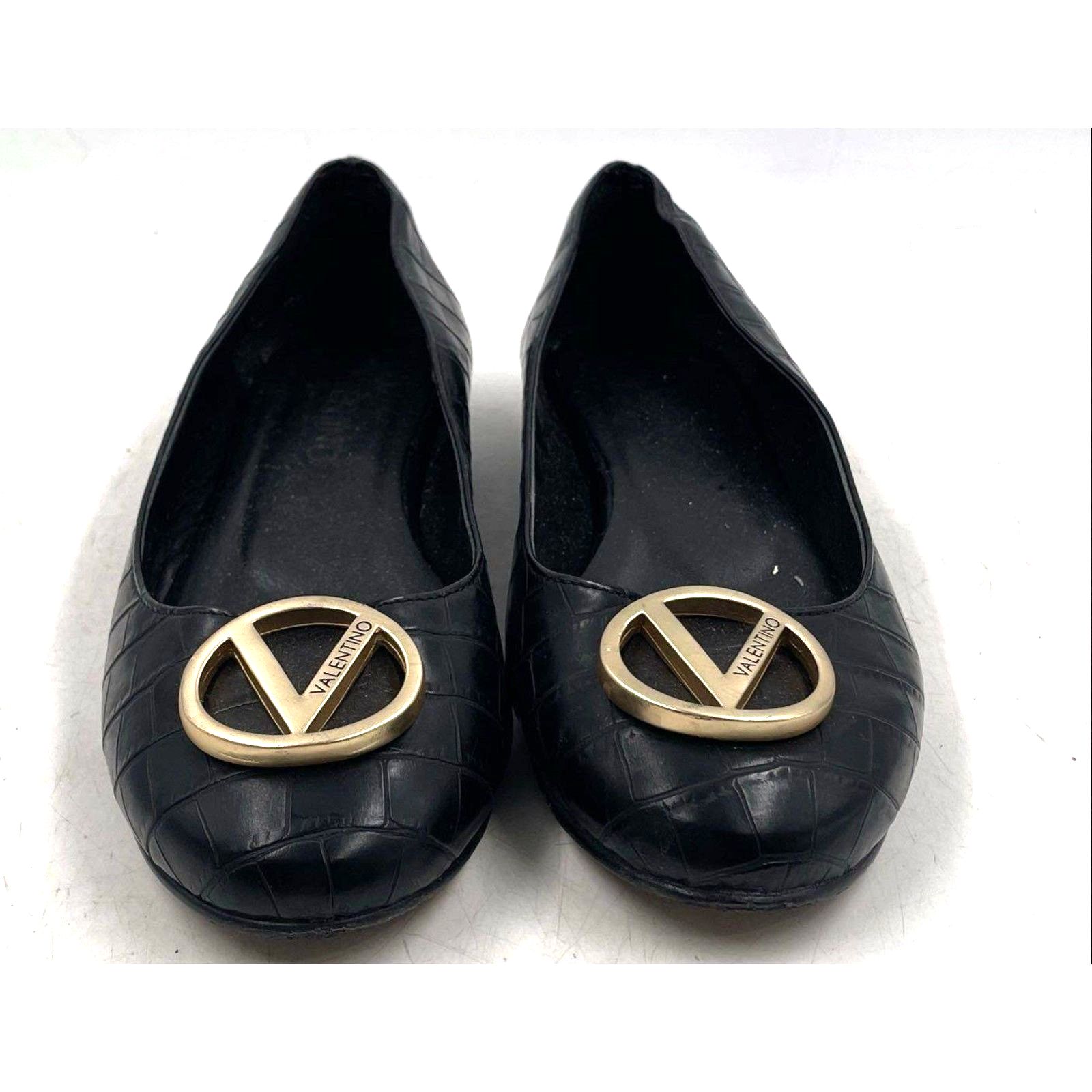 Authentic Valentino Womens Black Leather Slip-On Round Toe Ballet Flats Size 8
